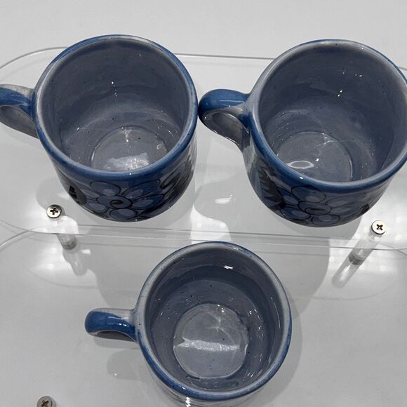 3 Mexican Tonala Pottery Blue Bird Mug Hand Painted Folk Art Mexico Signed VG - Picture 5 of 9